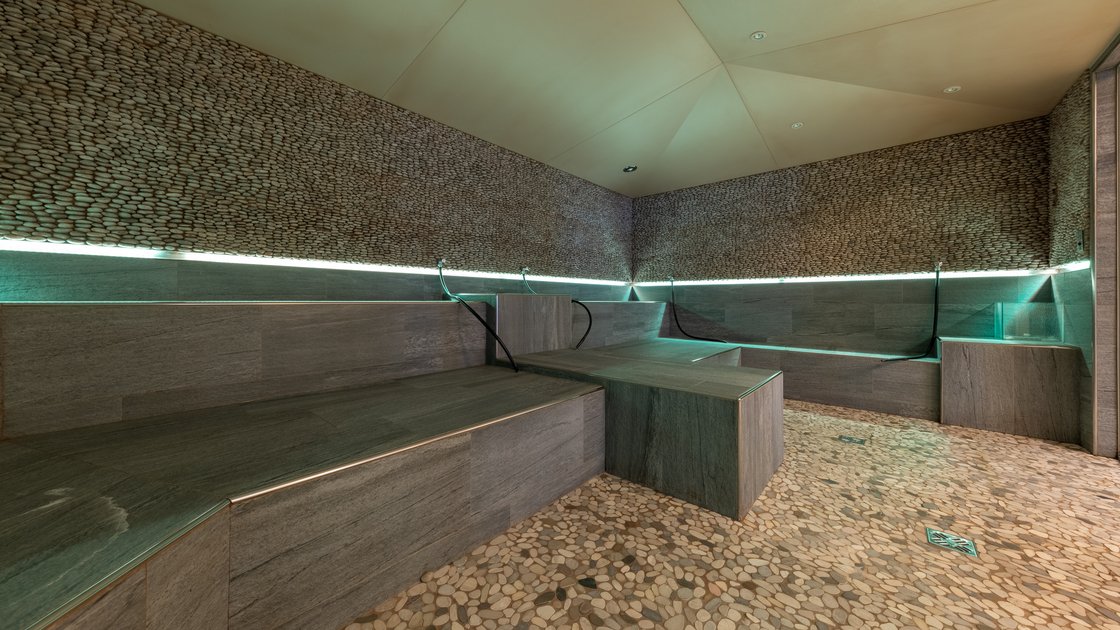 Dein Wellnesshotel in Mayrhofen – Das Hotel Strass Dein Wellnesshotel in Mayrhofen – Das Hotel Strass